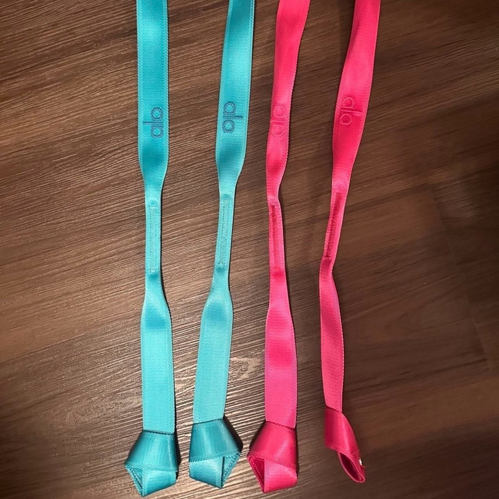 ALO Yoga Pink Yoga Strap Mat